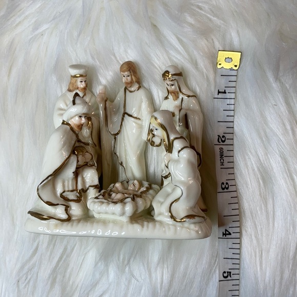 NWT in box glass Christmas nativity scene white - Picture 9 of 12